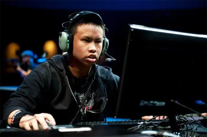 doublelift和女友,doublelift女友leena