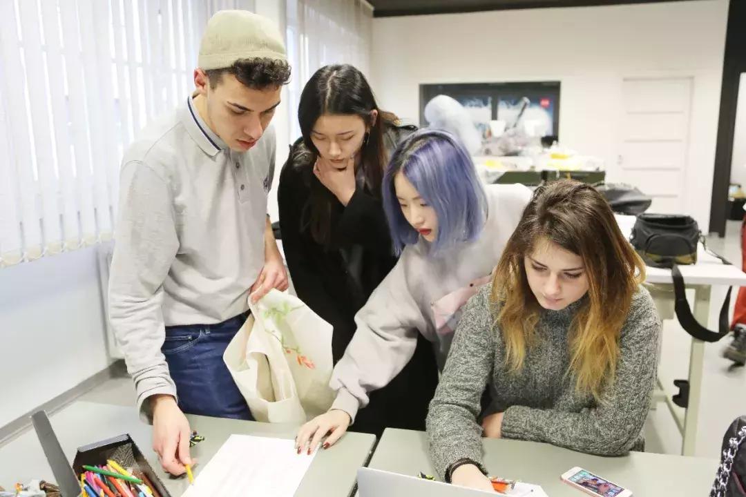 欧洲时尚从业留学座谈会--米兰超模留学计划