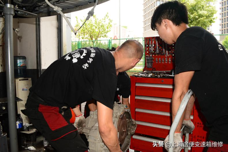 凯越自动变速箱维修全程视频,别克凯越自动挡变速箱电脑维修