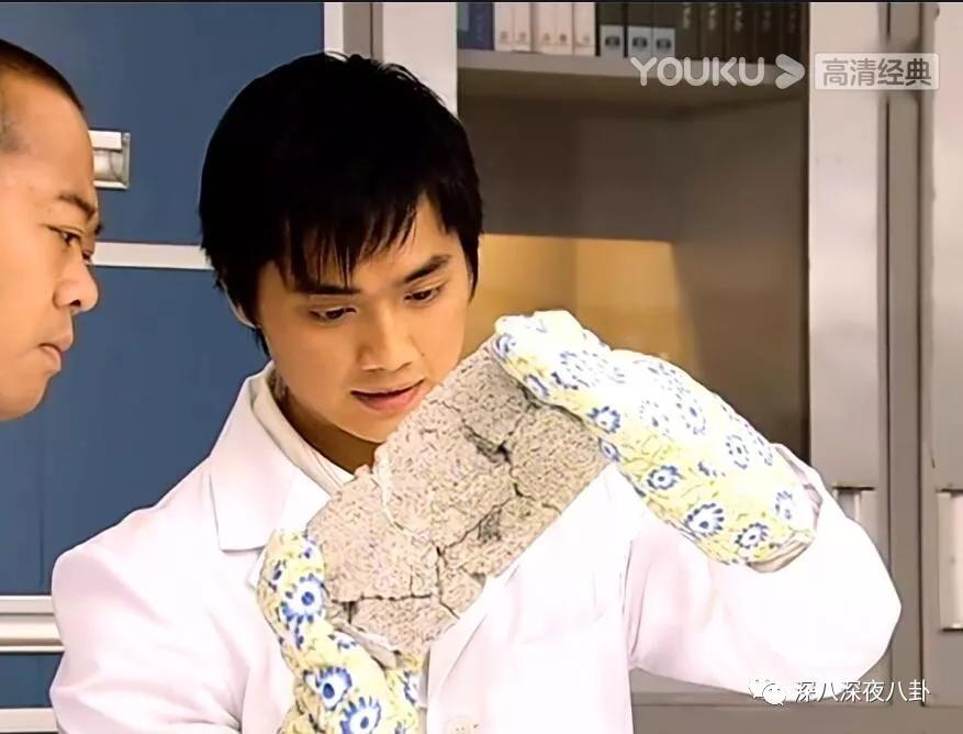 等了9年的电影,一口气看完法证先锋