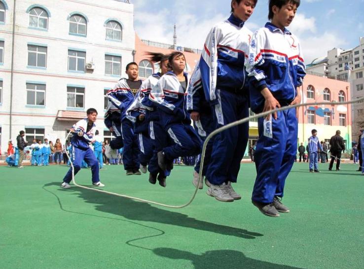 学生上课经常瞌睡该怎么办,学生上课犯困的解决方法