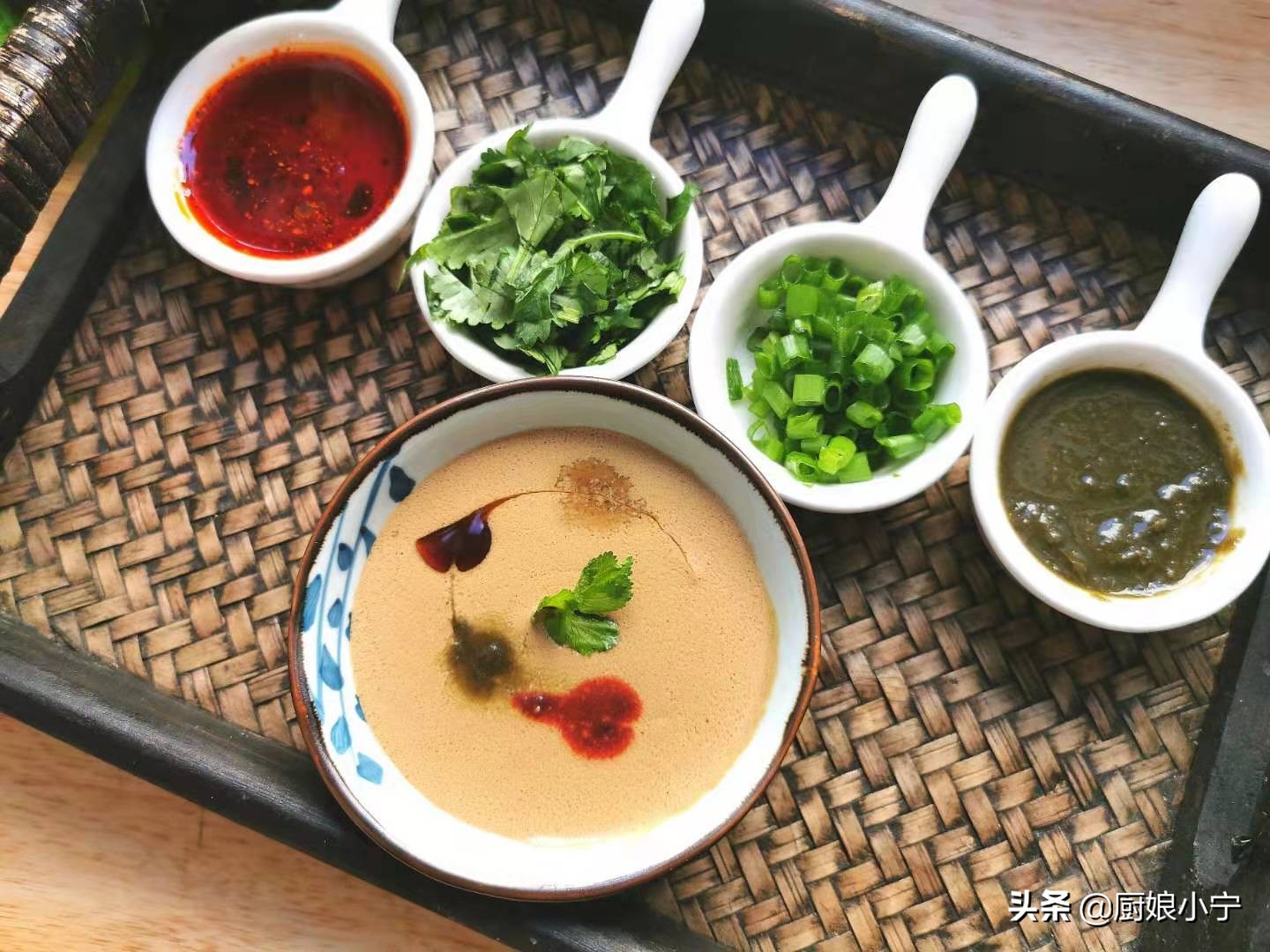 大厨做凉拌毛肚的教程,毛肚的做法怎么清洗才能涮火锅