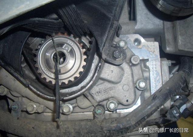 汽车正常皮带如何更换,汽车皮带怎么鉴定老化