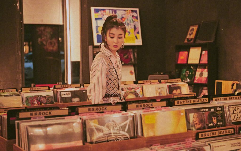 轻便又好扎的高马尾,既方便又漂亮的减龄长发高马尾