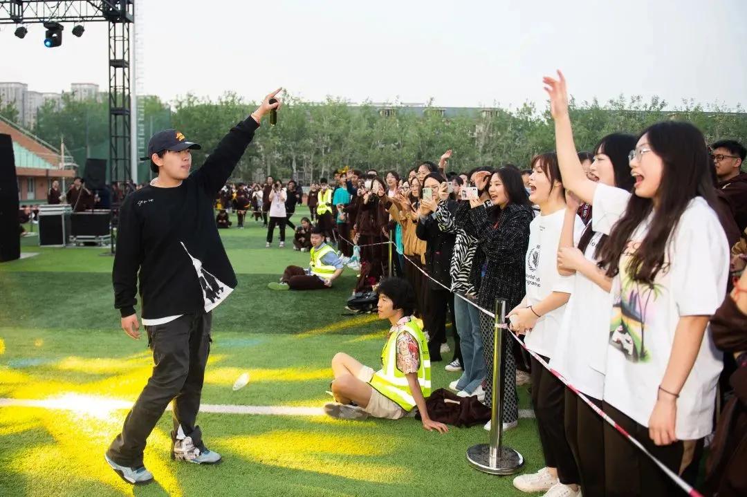 天津英华国际学校音乐节天天向上,天津英华音乐节完整版