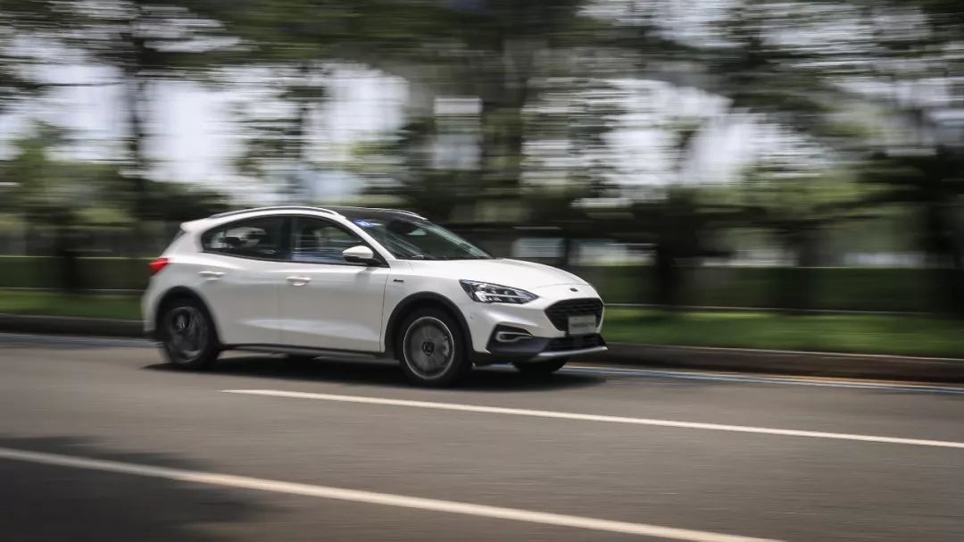 福克斯四代百公里加速,福克斯跨界版2021版