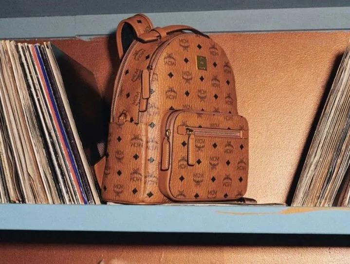 和蔻驰mcm差不多档次的包包牌子,各大品牌包包轻奢蔻驰