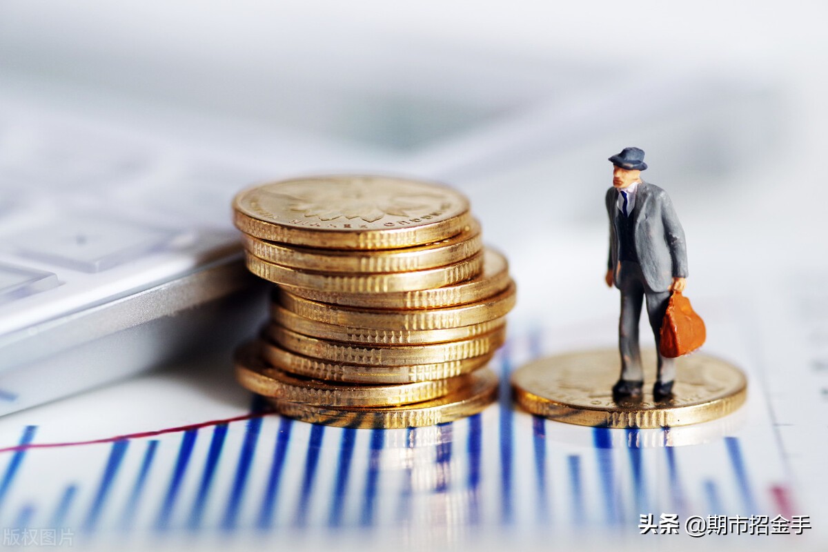 散户可以炒期货么,散户适合玩期货