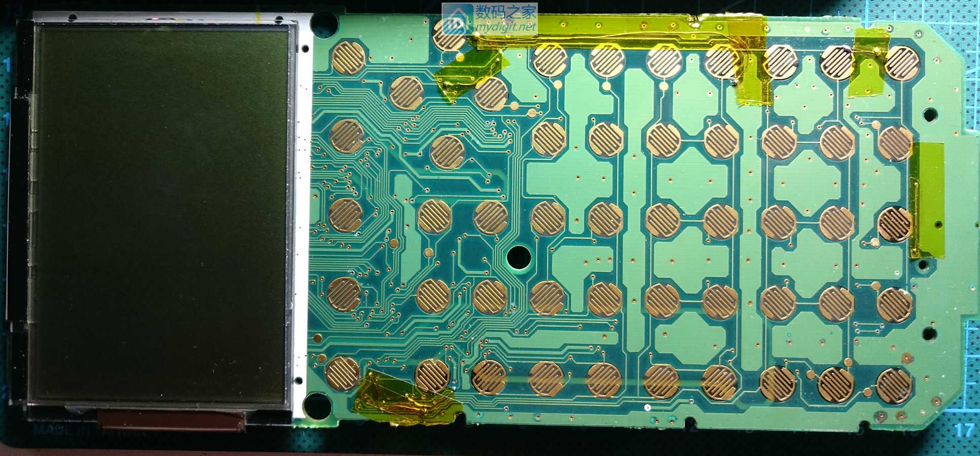 技术大佬秀操作！德州仪器TI-89图形计算器拆机维修及CPU超频