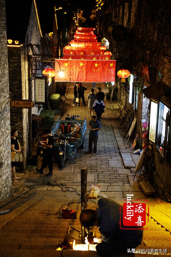 镇江美食三怪,镇江美食推荐锅盖面