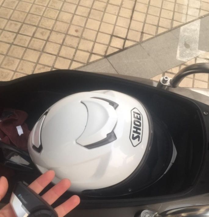 周杰伦代言的宏佳腾摩托车,宏佳腾350踏板测评