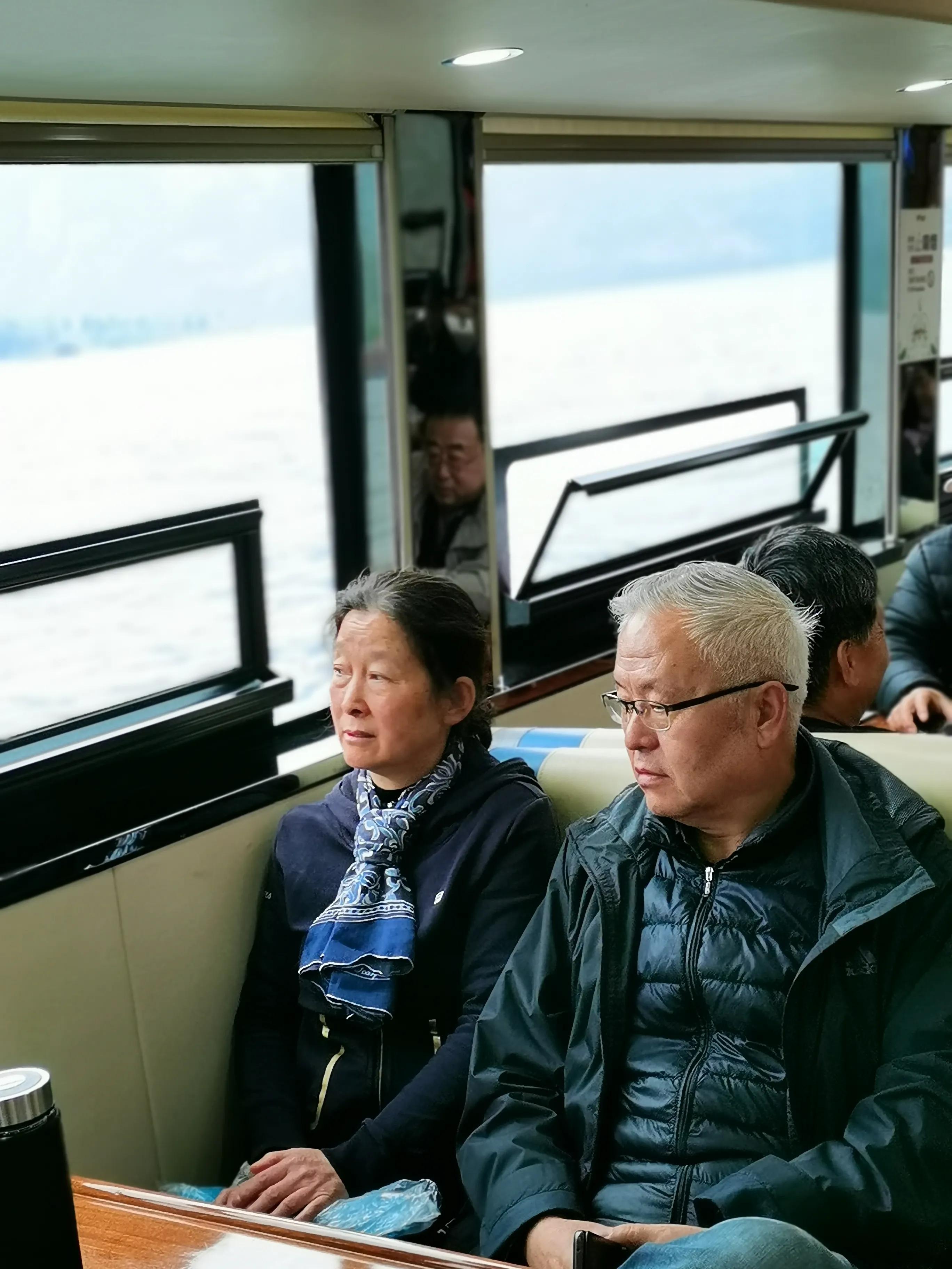 贵州大学1984级管科系同学欢聚毕节录