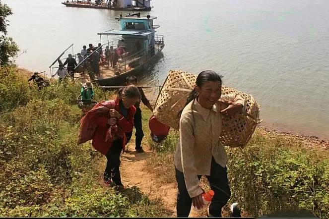 一曲《襄河水》一条流淌在心底的河没有大海的澎湃却从不曾忘记