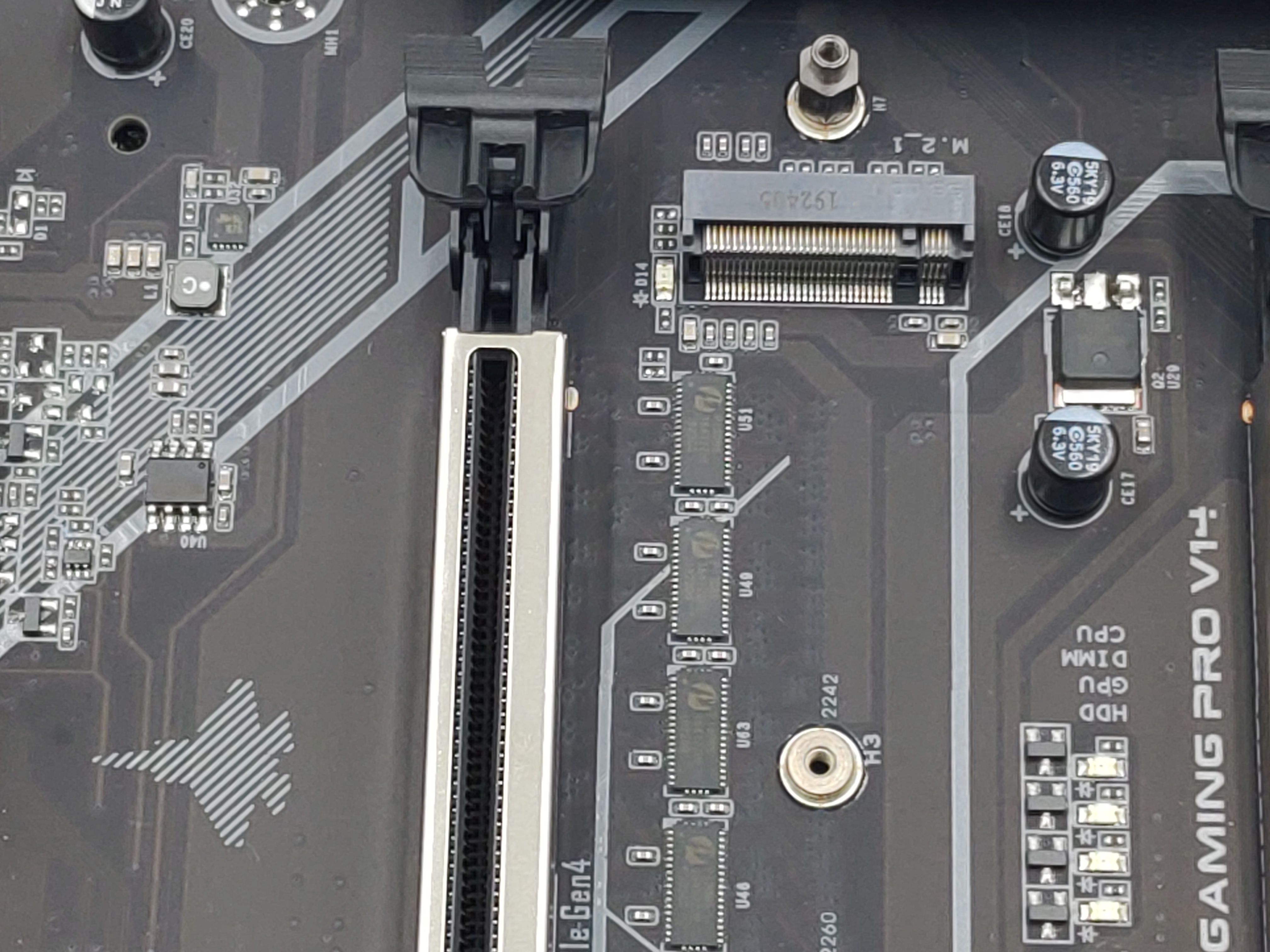 最强台式电脑装机教程图解,最全最详细的电脑装机教程