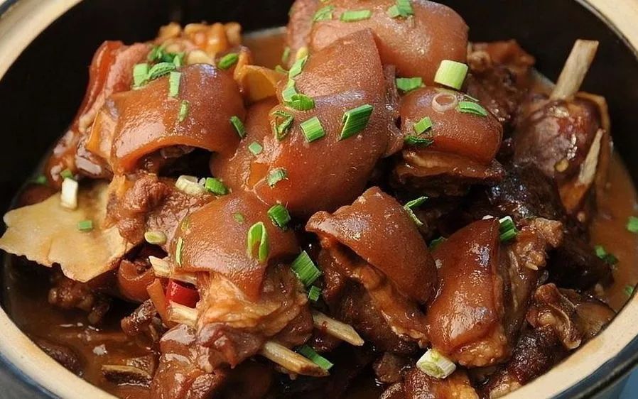 镇江美食推荐必吃,跟着小编一起探美食沙茶面