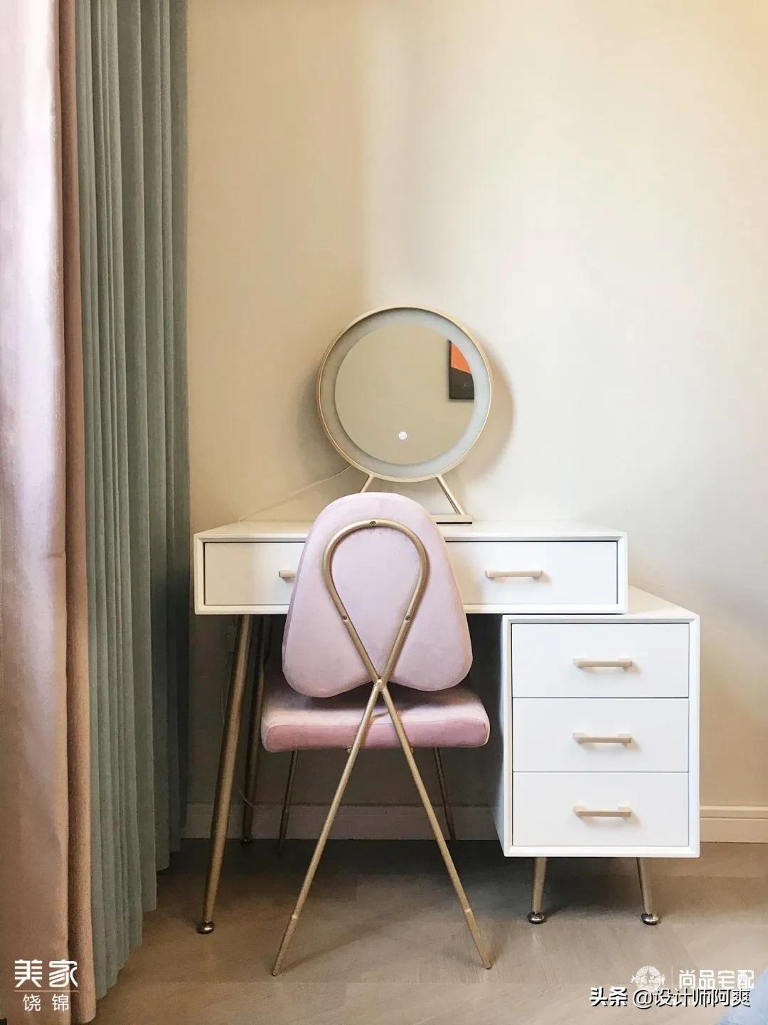 入户门正对客厅沙发玄关隔断,客厅正对大门有必要做隔断吗