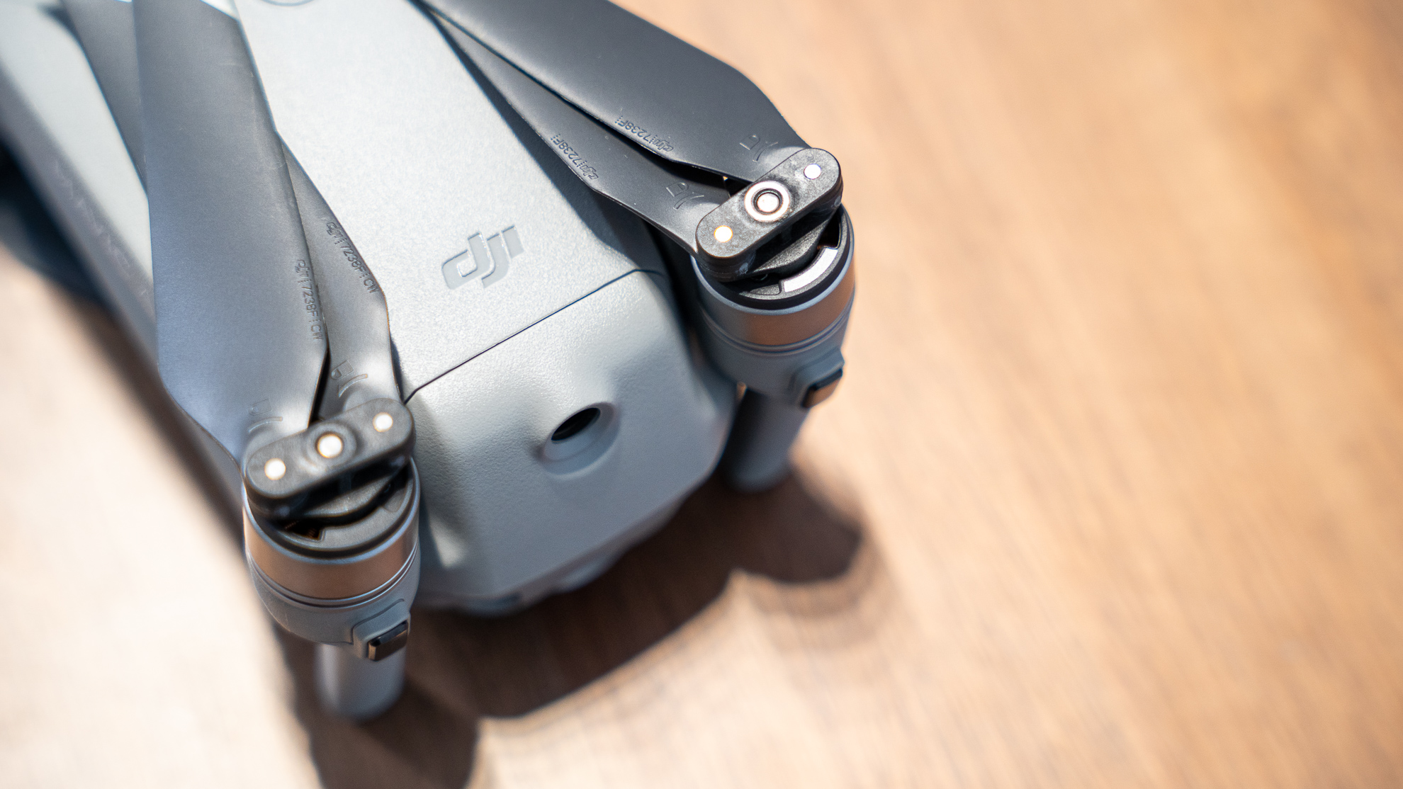 大疆air3小白第一次飞,大疆无人机air2体验