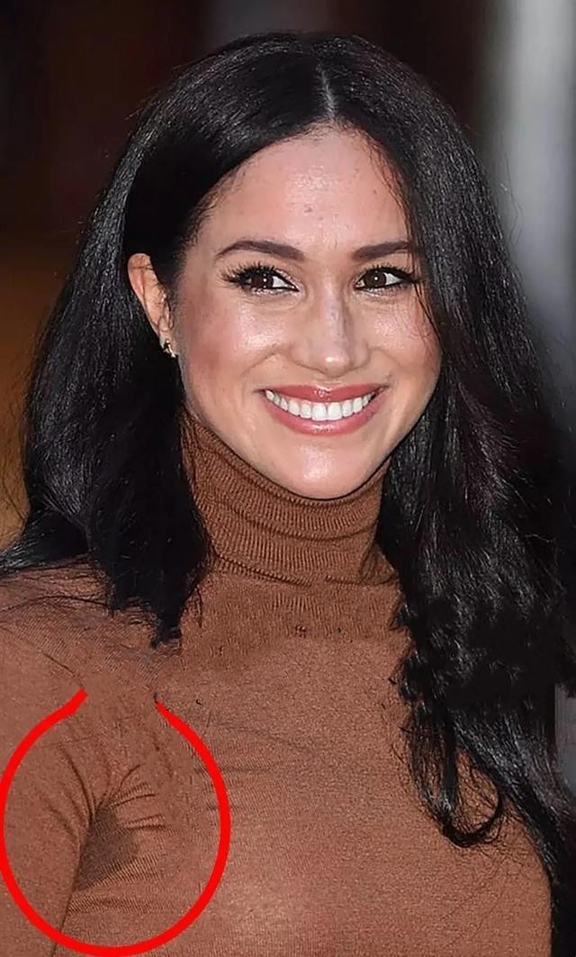 梅根出席王室活动不自信,梅根退出王室后首次见到女王