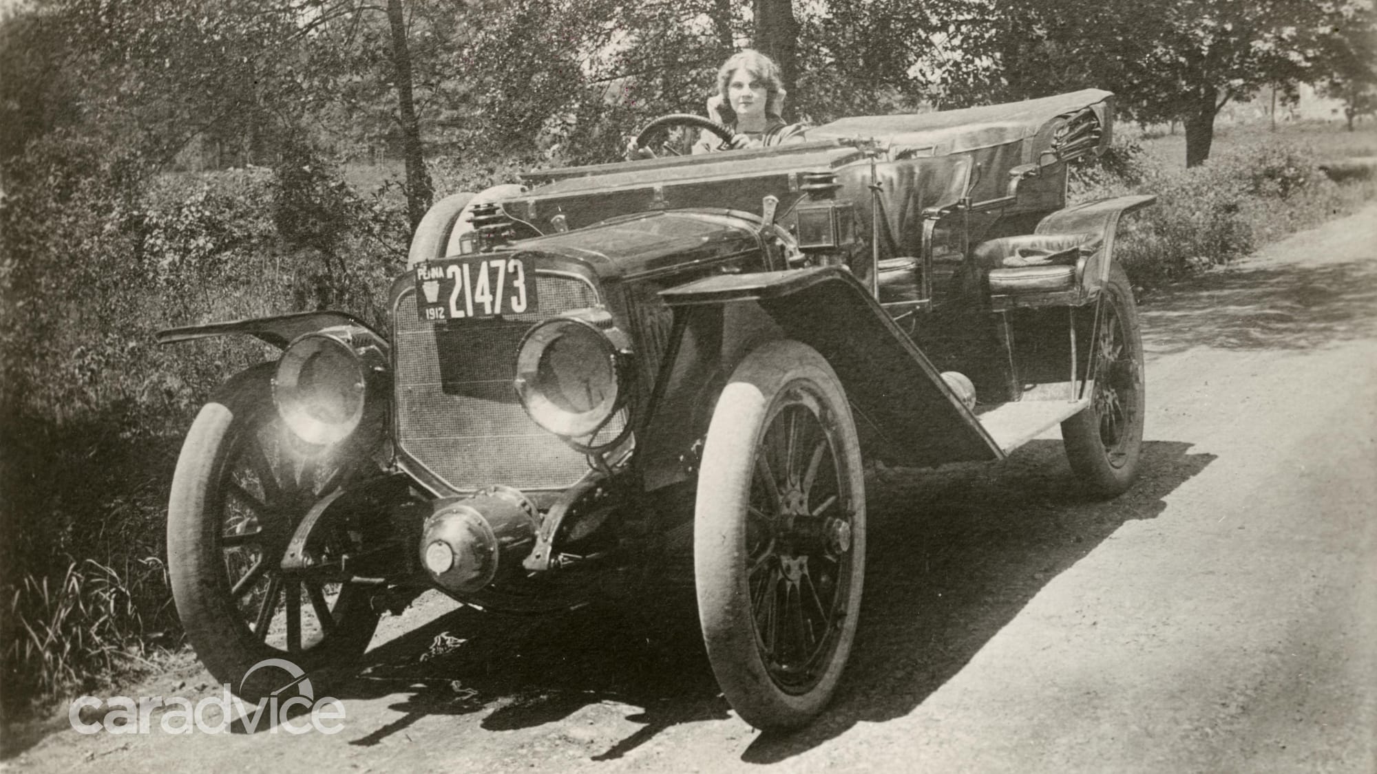 中国60年代汽车转向灯,早期汽车箭头转向灯是什么样子