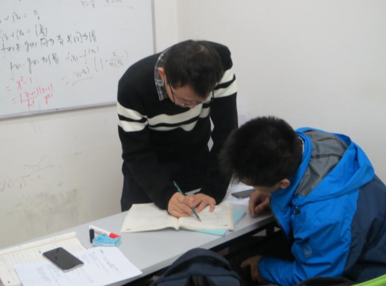 娌堥槼鏁欒偛鐣屼粰浜鸿烦浜嬩欢,涓紡鏁欒偛瀛︾敓璺虫ゼ鍚庣画