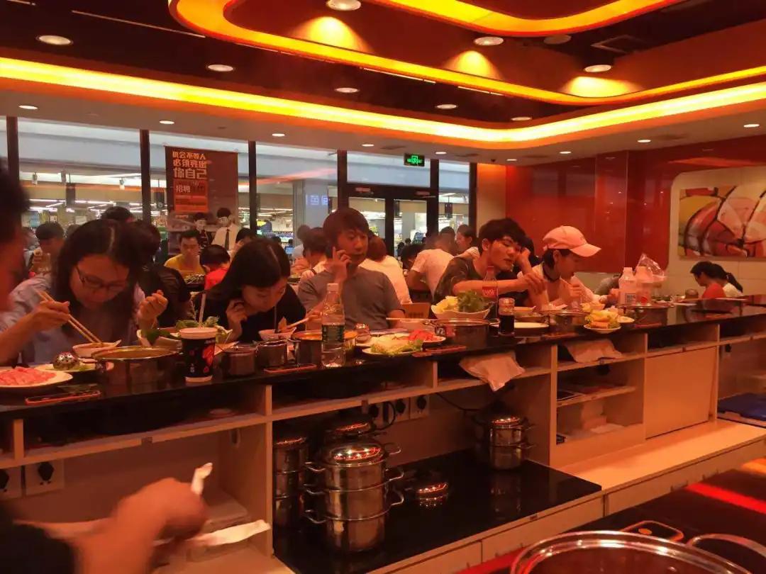 呷哺呷哺关闭多少家店了,呷哺呷哺将关停多家门店