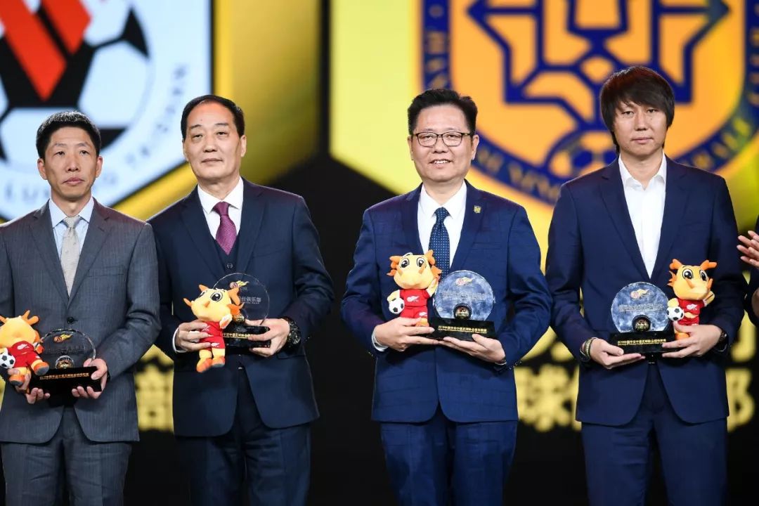 中超最佳荣誉,中超武汉卓尔足球队