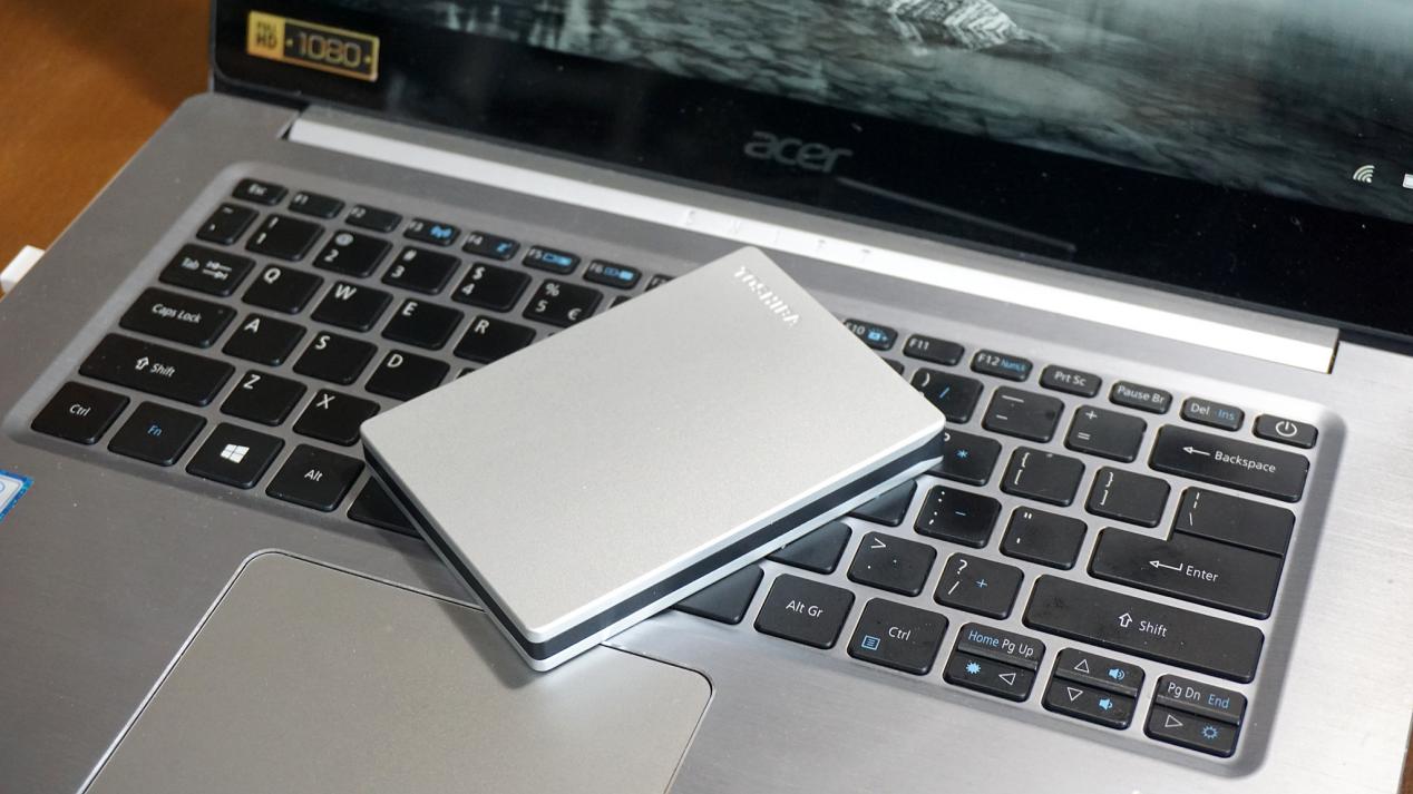 东芝canvioslim评测,东芝移动硬盘slim好用吗