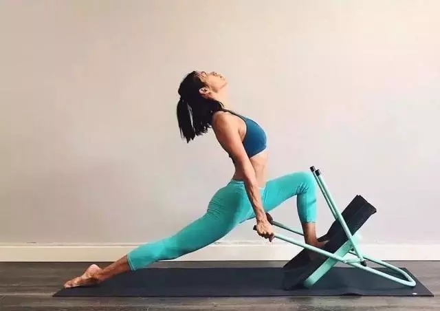 瑜伽腹股沟韧带拉伤如何按摩,拉伸腰腹的正确动作