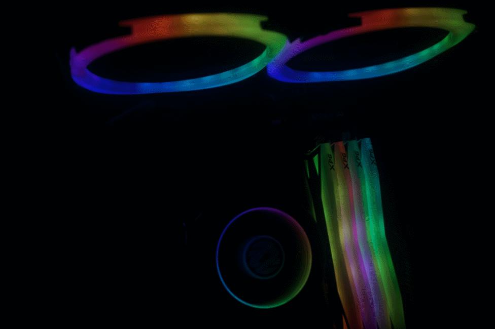 科技以灯为本，3600X+B450+BMR-24水冷+大水牛铁血战士机箱装机秀