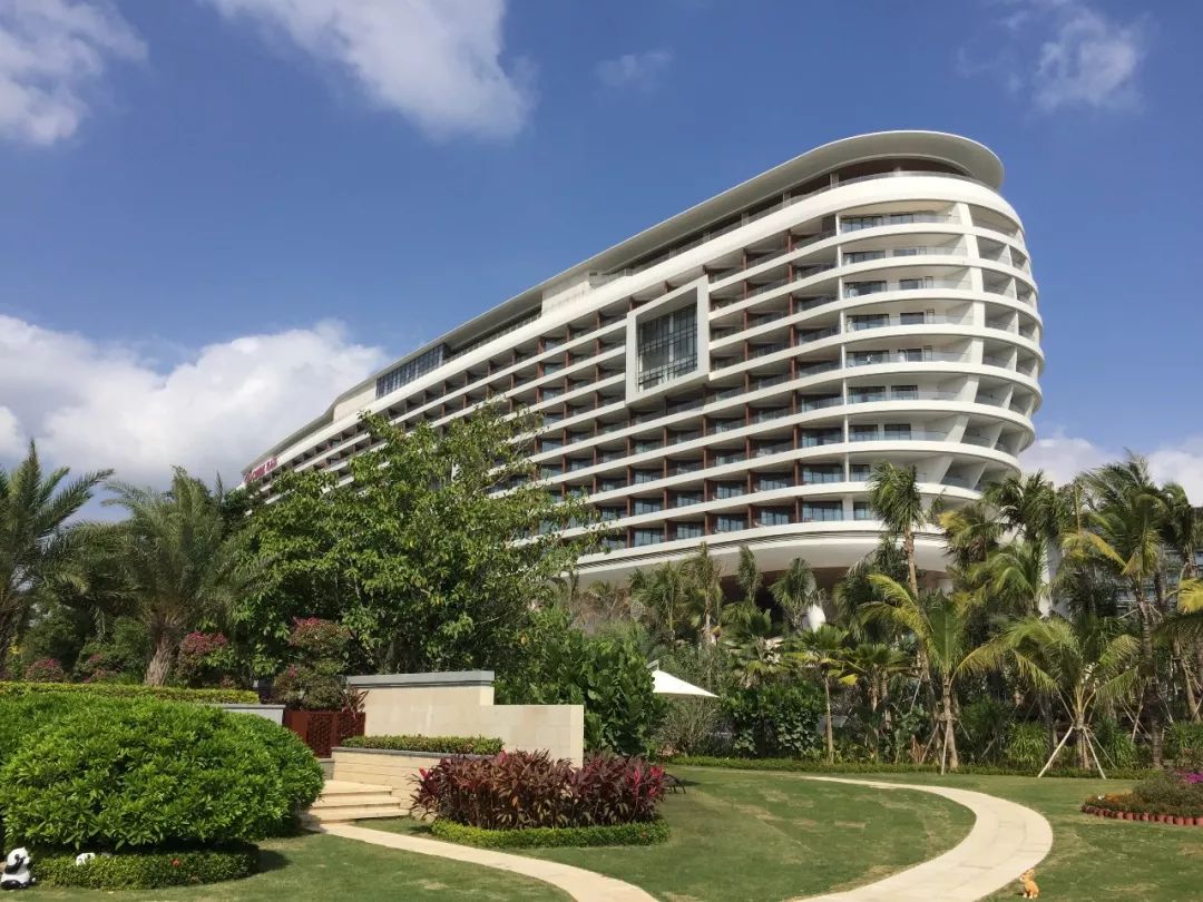 这才是真正意义上的豪华邮轮,号称全球顶级豪华邮轮