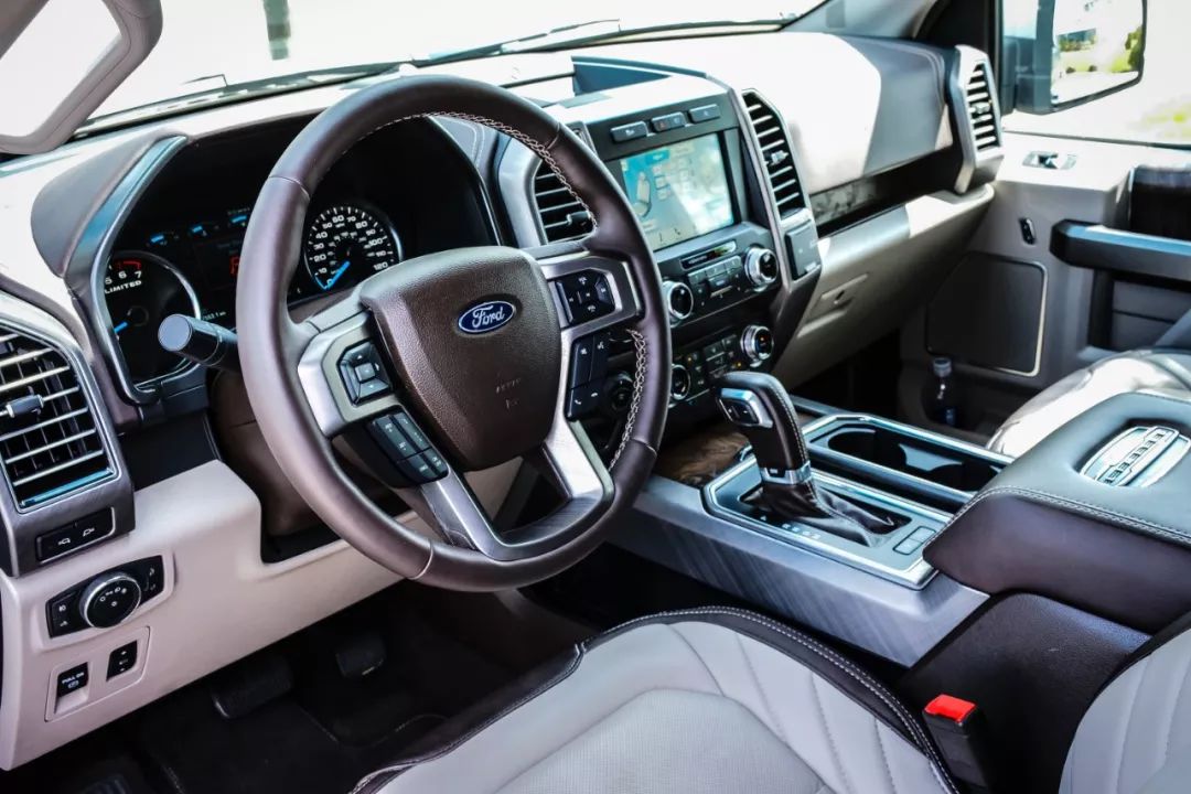 2022款福特mustang2.3t试驾,2022北美车展全新福特mustang亮相