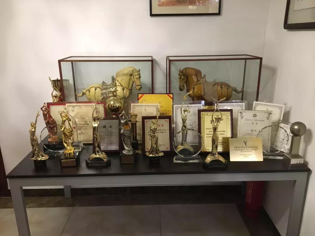 对赌失败、70%股份遭冻结、或背9亿债务，中视精彩梦碎湘鄂情