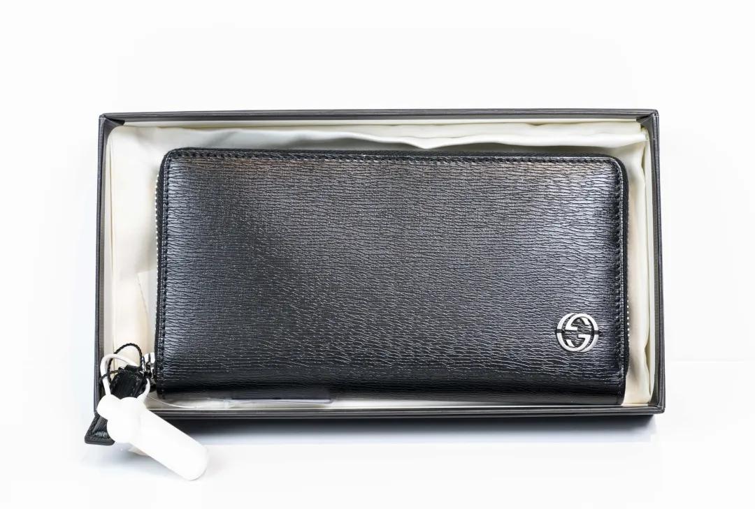 520送啥？小ck、蔻驰、阿玛尼、施华洛世奇众多大牌一折起