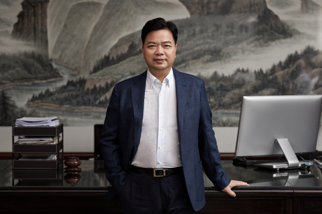 黄宗泽与内地富豪单亲妈妈相恋,与黄宗泽恋爱八年转身嫁富豪