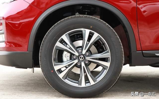 日产奇骏2018款2.5l7座实测,21款奇骏四驱豪华纪念版测试