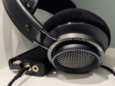 看电影耳机身临其境,飞利浦x2hr耳机