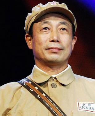 孙海英42岁娶3婚妻子吕丽萍，带继子如亲儿子，今64岁生活很幸福