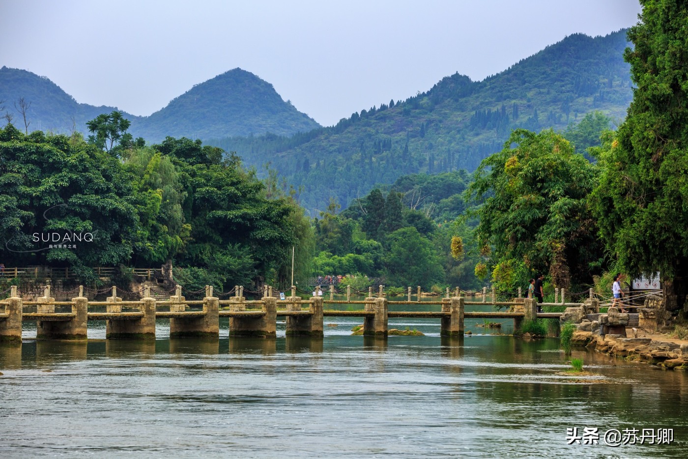 中国山地旅游大省，藏有世界第一大瀑布群，徐霞客惊叹不已