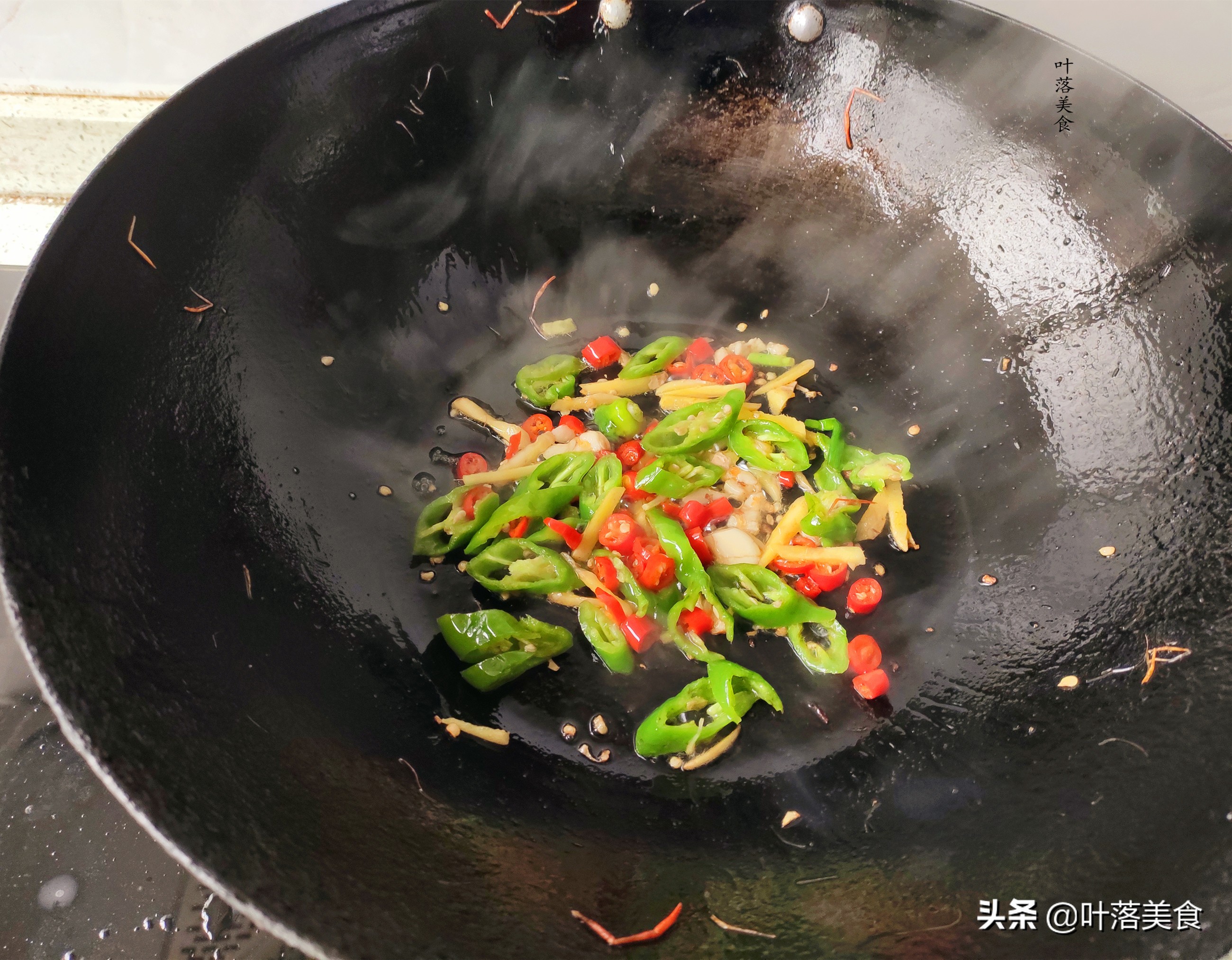 韭菜炒小河虾米做法,韭菜炒小河虾酥又脆