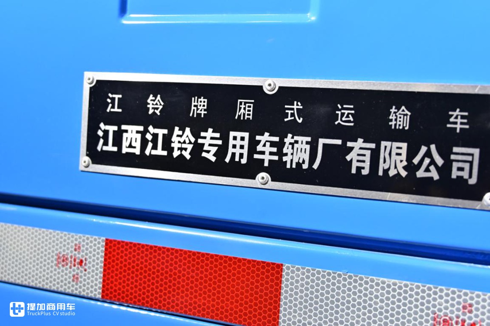 五十铃江铃凯运宽体,江铃凯运和五十铃轻卡区别