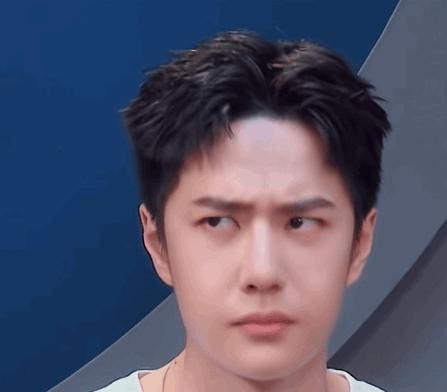 “扫娘风暴”效果显著,蓄胡须、秀肌肉、短发,小鲜肉终于不鲜了