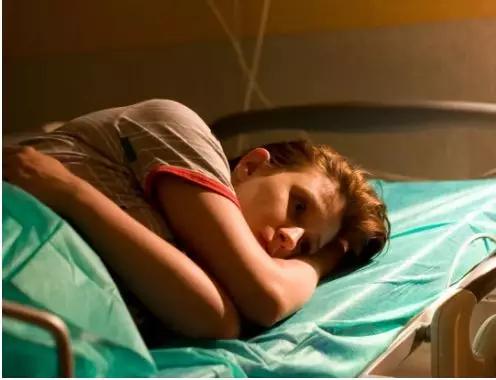 月子期间按摩竟引发大出血，这事很危险的