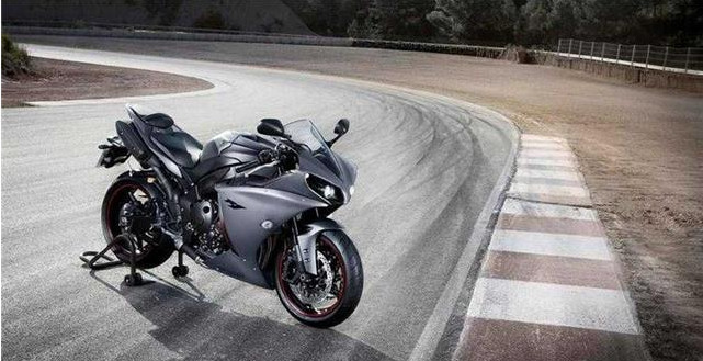 天上有飞机地上有坦克的游戏,天上有飞机地上有crh380d