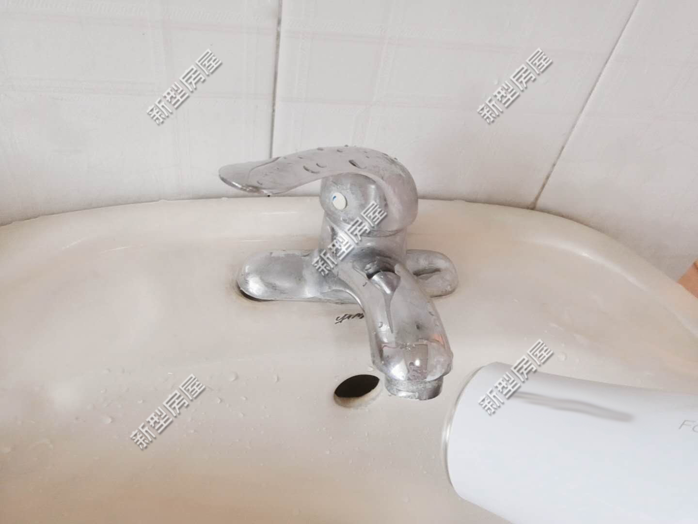 农村水管防冻结冰,水管结冰怎么办最有效的方法