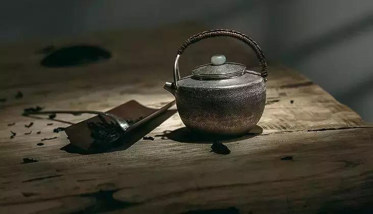 配一把好壶沏一杯好茶,一把好壶泡上一壶好茶