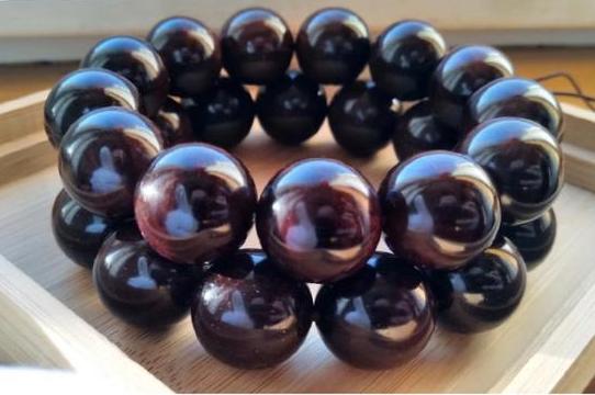 小叶紫檀手串补救方法,小叶紫檀手串包浆后可以用手盘吗