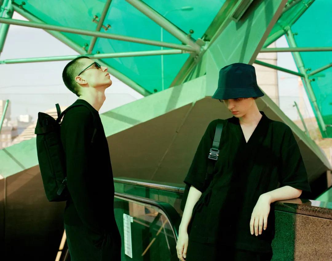 适合上班族的背包品牌,出行必备的十款背包