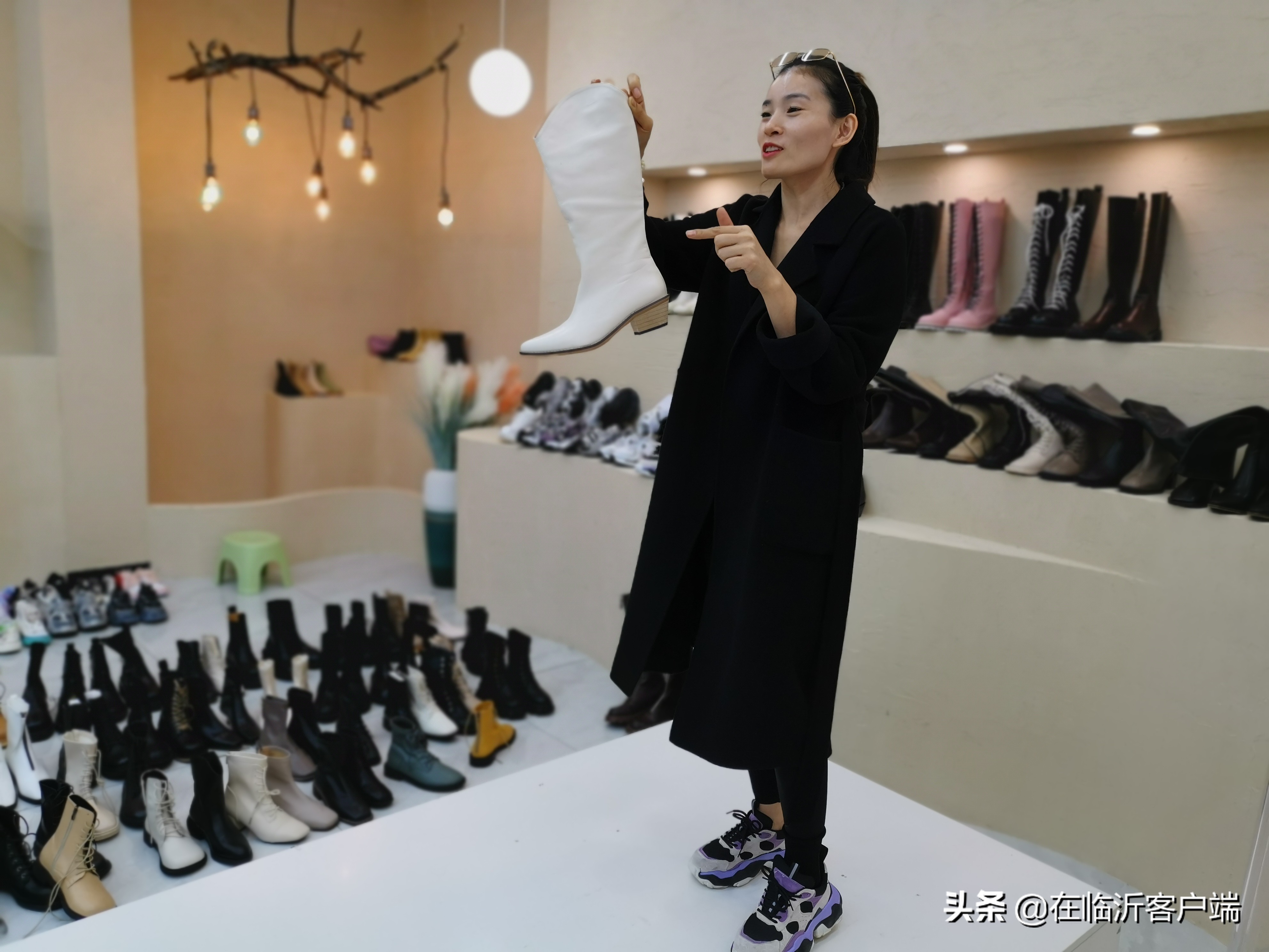 临沂电商基地直播,临沂商品城电商直播基地