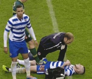 足坛搞笑名场面照片,足坛球星萌娃搞笑瞬间