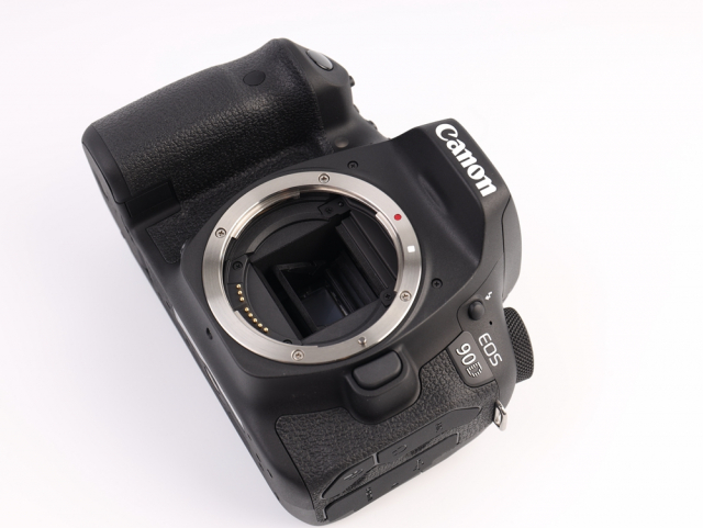 佳能eos90d价格趋势,佳能eos90d镜头购买推荐